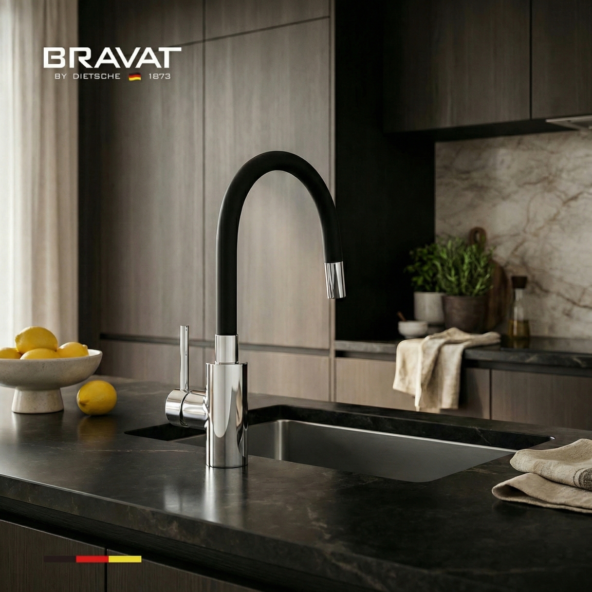 Смеситель для кухни с гибким изливом черный BRAVAT (F7800931CP-SW) - фото 5