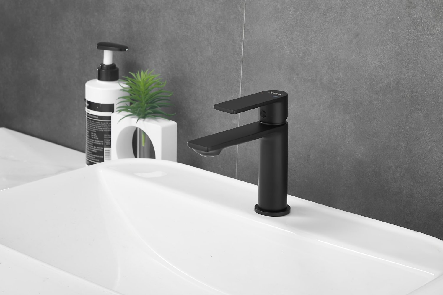 Смеситель для раковины Haiba черный (HB10639-7) - фото 2