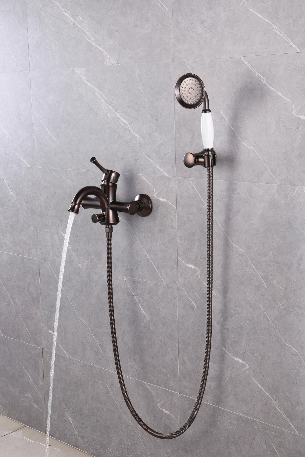 Смеситель Lemark Peretto LM6302RB для ванны - фото 2