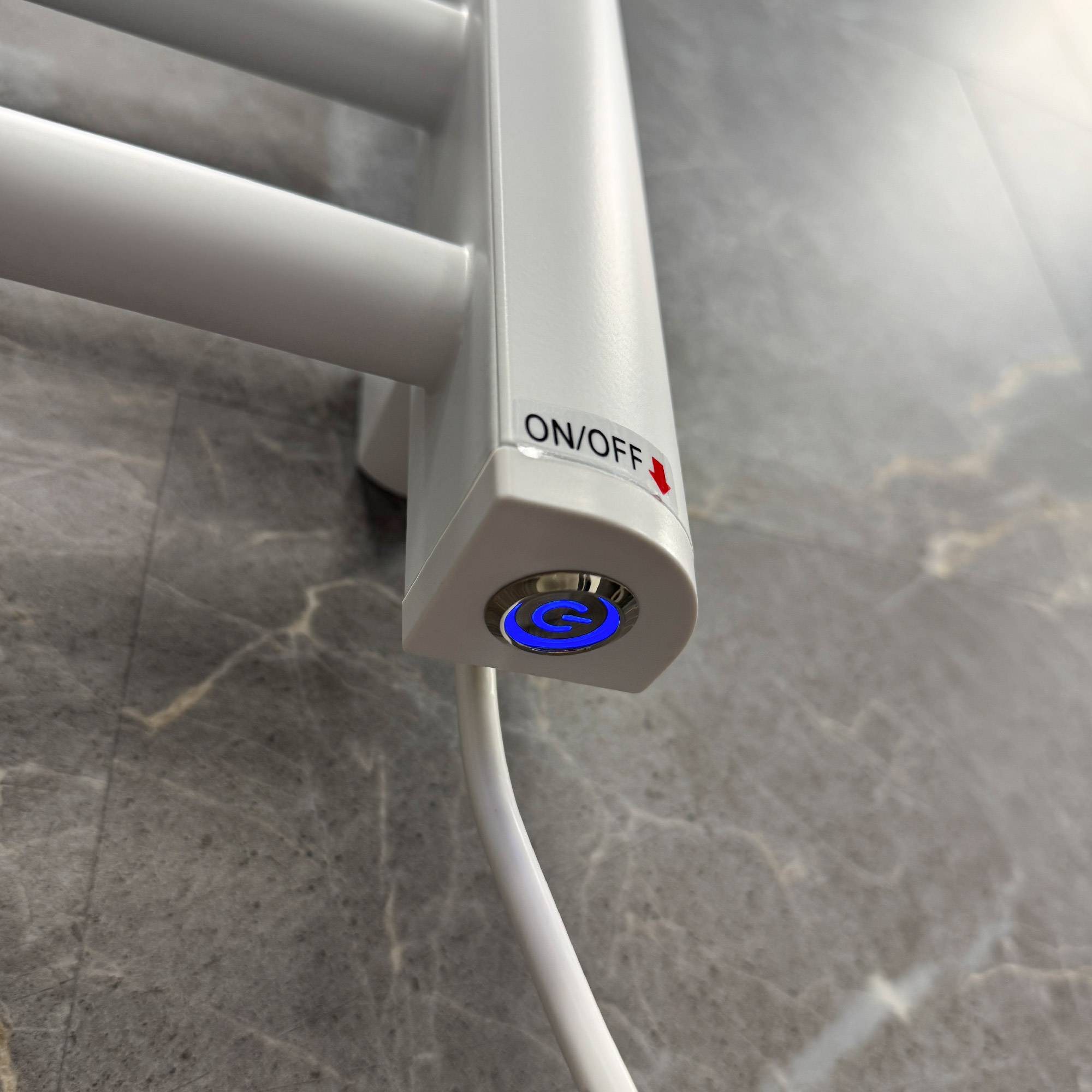 Полотенцесушитель электрический Fixsen UNIVERSAL 600х500 белый (FX-7200W) Полотенцесушитель электрический Fixsen UNIVERSAL 600х500 белый (FX-7200W) - фото 4
