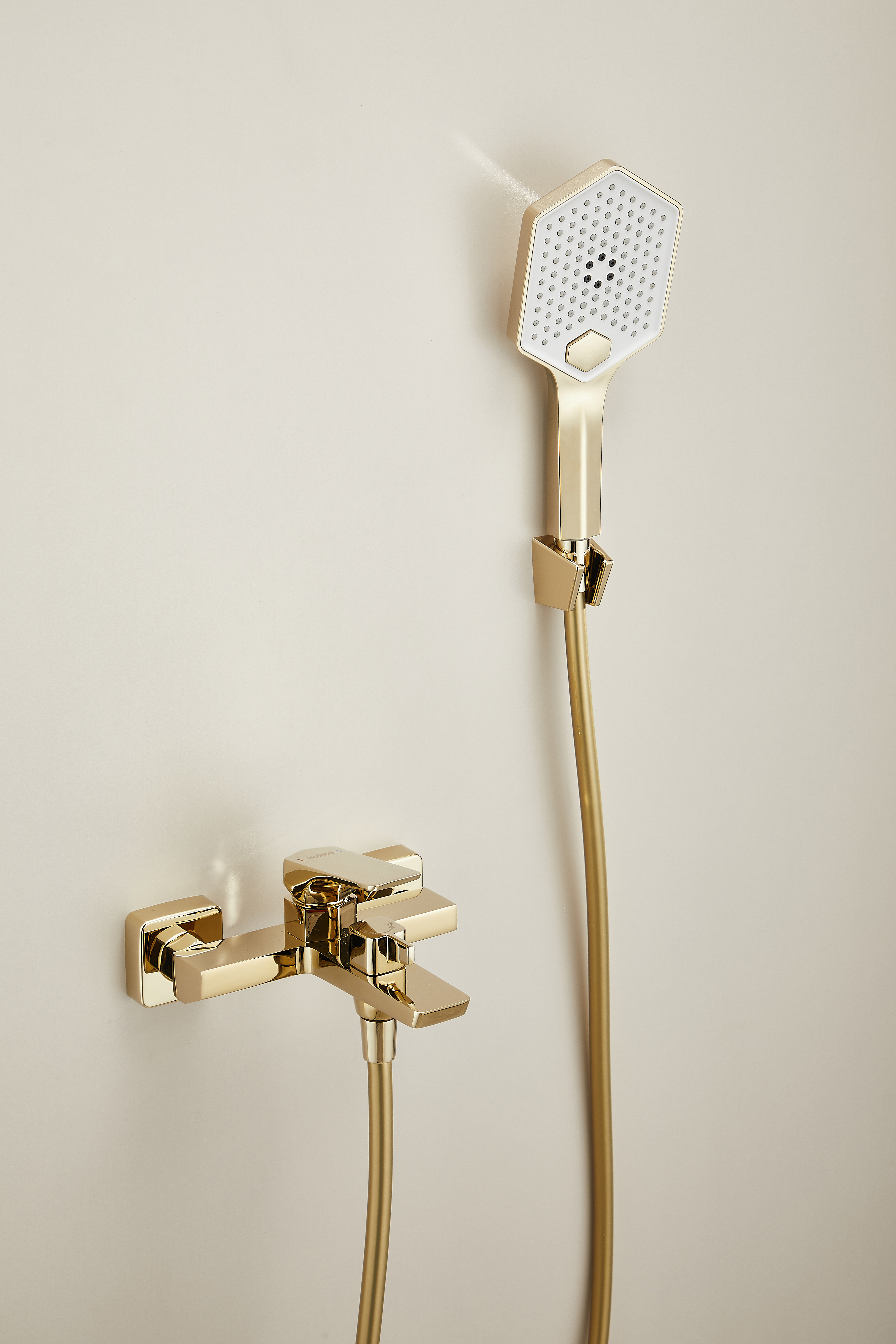 Смеситель для ванны HAIBA золотой (HB60726-5) Смеситель для ванны HAIBA золотой (HB60726-5) - фото 3