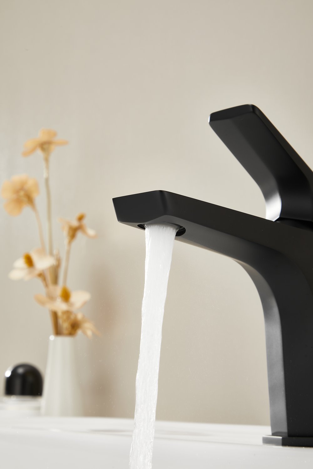 Смеситель для раковины HAIBA черный (HB10726-7) - фото 2