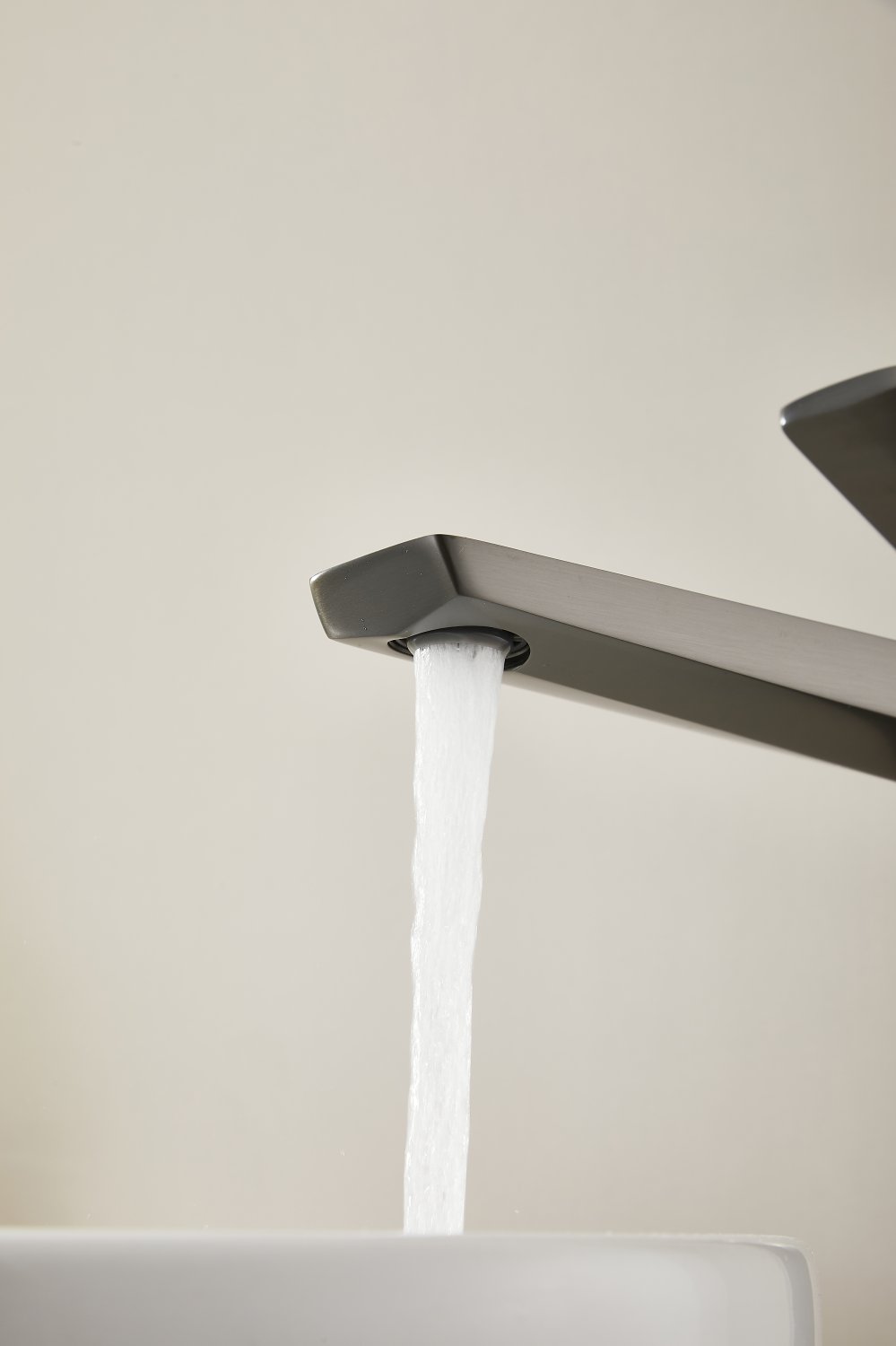 Смеситель для раковины HAIBA оружейная сталь (HB11726-3) - фото 2