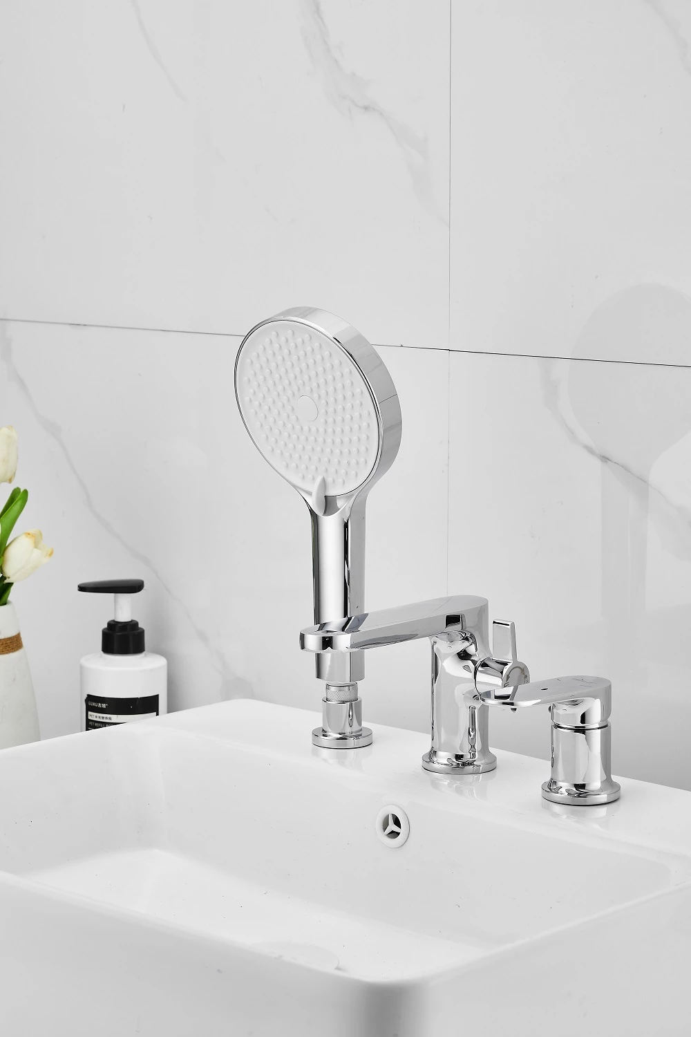 Смеситель для ванны BELZ на борт хром (B66713) - фото 2