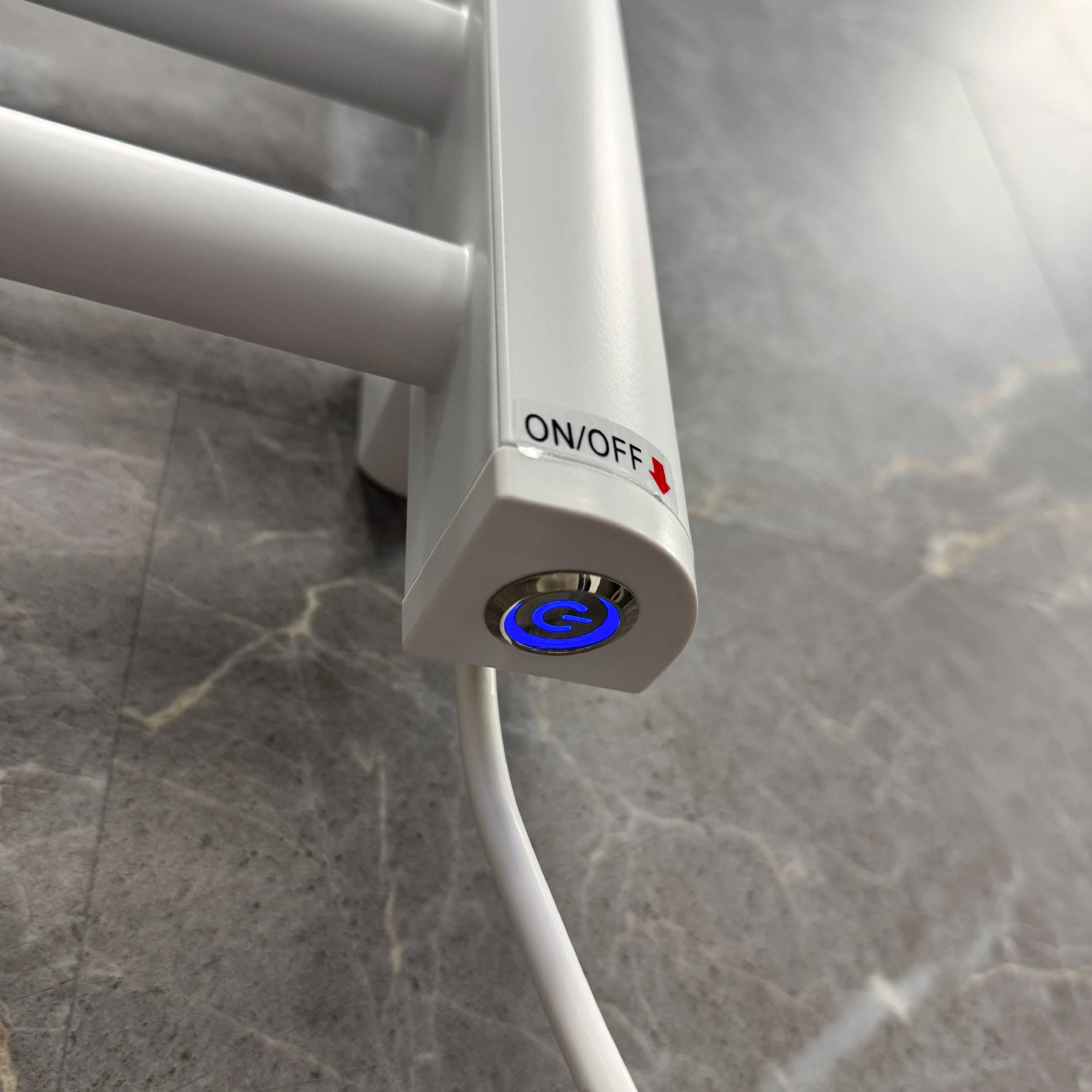 Полотенцесушитель электрический Fixsen UNIVERSAL 600х500 белый (FX-7200W) - фото 4