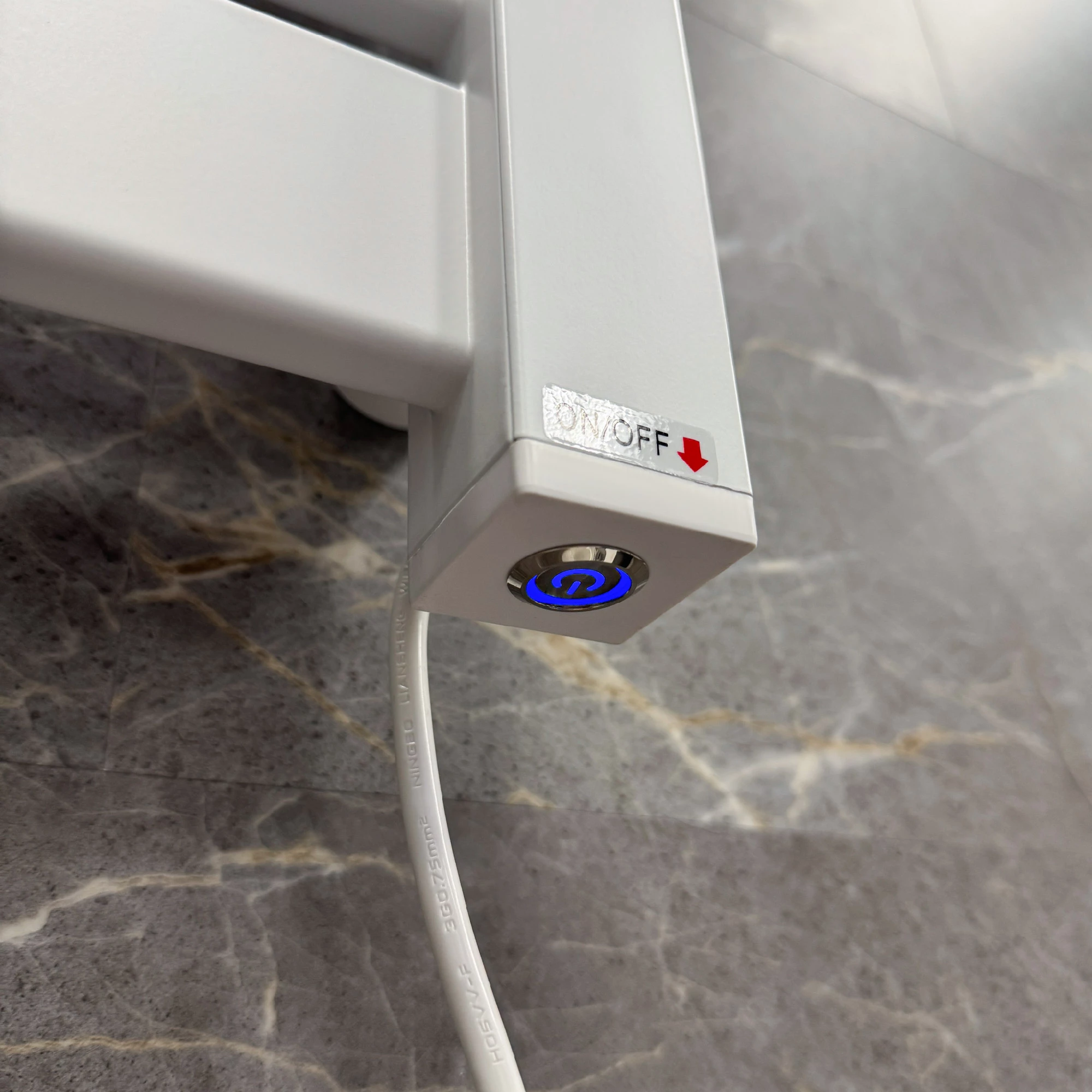 Полотенцесушитель электрический Fixsen HI-TECH 800х500 белый (FX-7500W) - фото 4